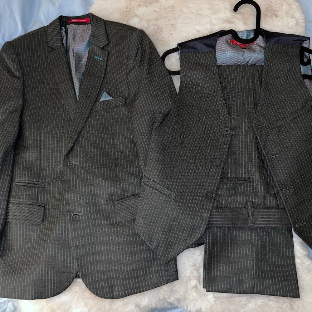 Boy's 3-Piece Suit - English Laundry